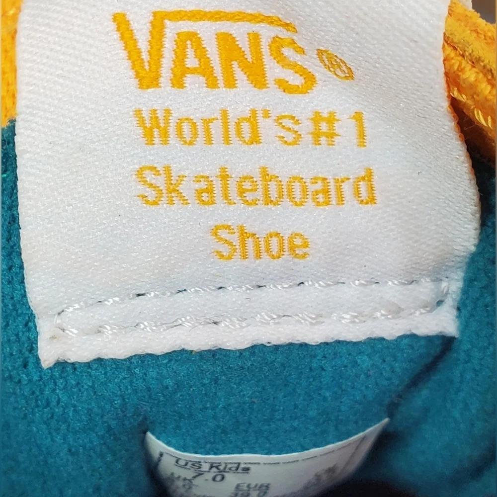 Vans excellent like